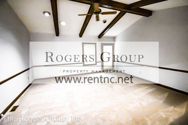 Foto del edificio - 2 br, 2 bath House - 1310 Oakridge Avenue