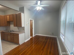 Building Photo - 199 Central St