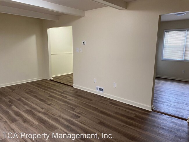 Building Photo - 3 br, 1.5 bath House - 1857 Simons Court