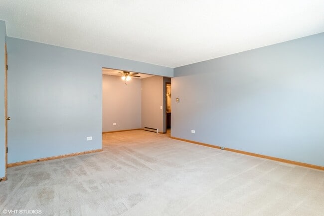 Building Photo - 5100 N Leonard Dr