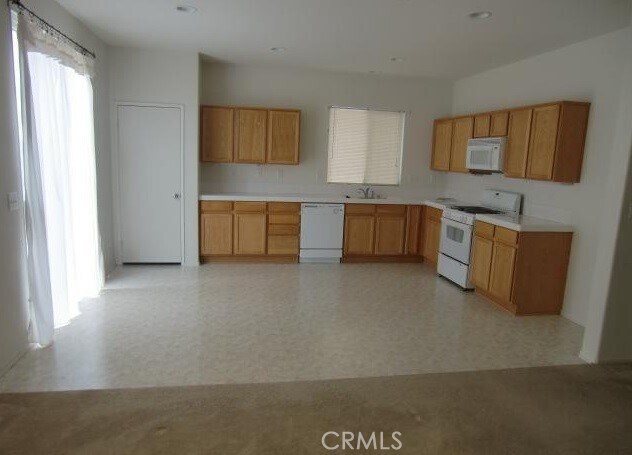 Foto del edificio - 13637 Copper St