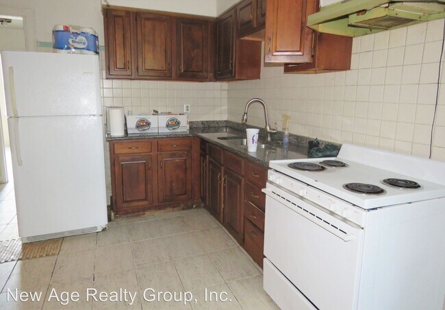 Foto del edificio - 4 br, 2 bath House - 3235 Powelton Avenue