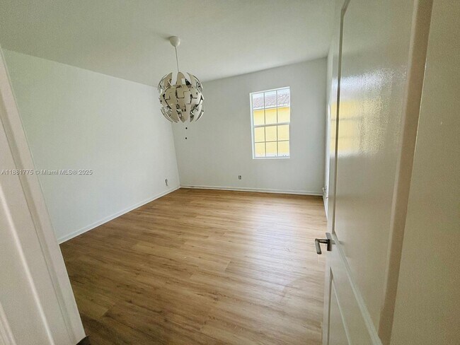 Foto del edificio - 4030 NW 11th St