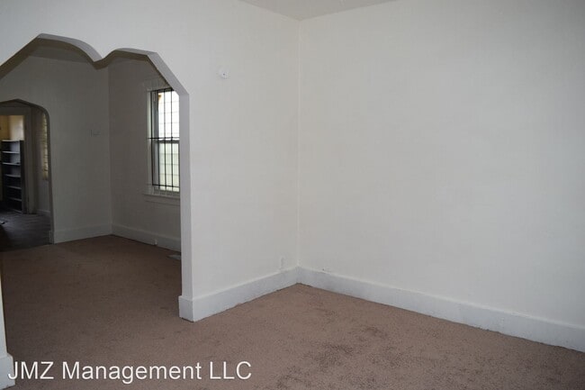 Building Photo - 4 br, 2 bath House - 12679 Gallagher St