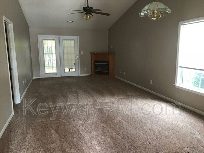 Foto del edificio - 2002 Caton Dr