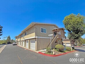 Building Photo - 4212 Vista Del Rio Way