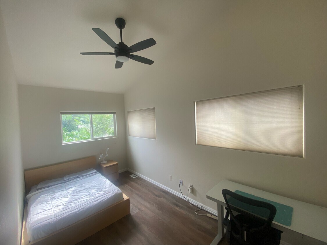 Dormitorio - 916 10th St