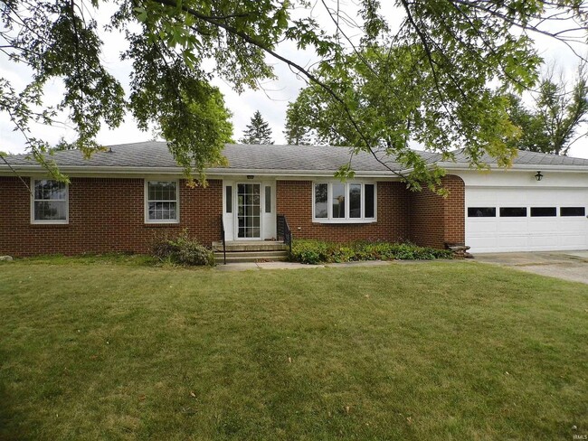 Foto del edificio - West Lafayette Home, Fenced Backyard, Atta...