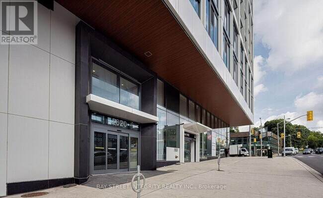 Building Photo - 2020 Bathurst St