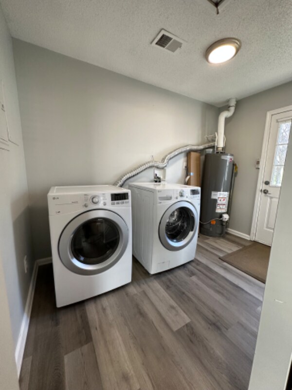 Building Photo - 4917 Vista St