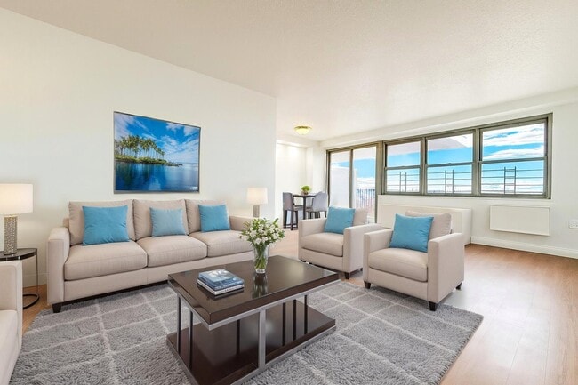 Building Photo - 880 Boynton Ave