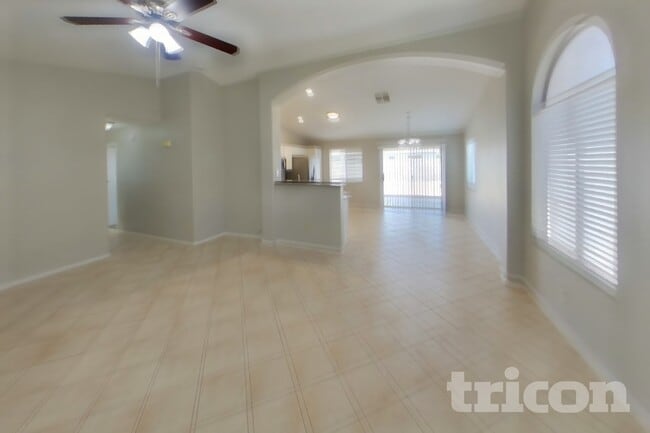 Building Photo - 3732 W Firehawk Dr