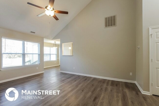 Building Photo - 6005 Brick Landing Dr