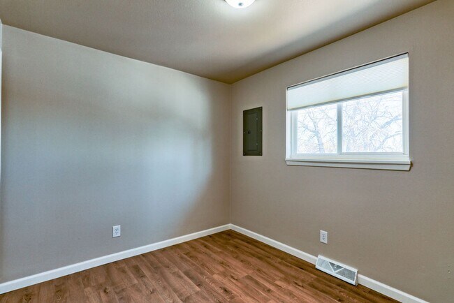 Foto del edificio - 2 Bedroom 1 Bath Duplex in the heart of Lo...