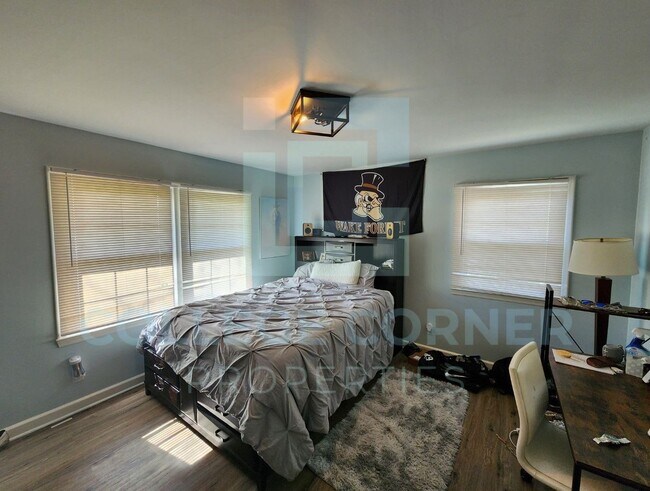 Foto del edificio - 1141 Barclay Terrace