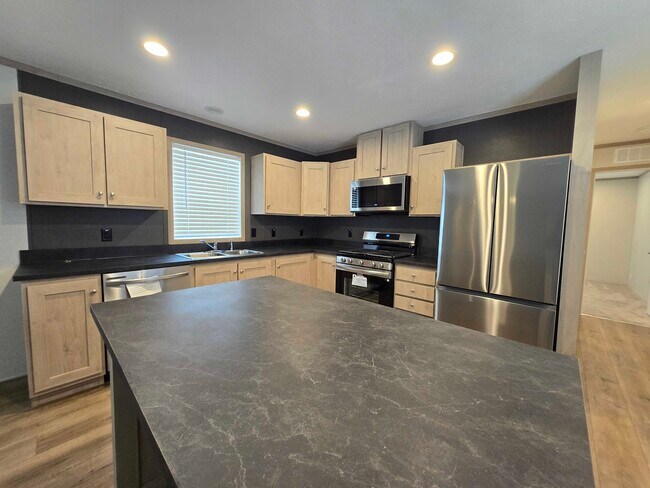 Foto del edificio - 29752 Jamestown Dr
