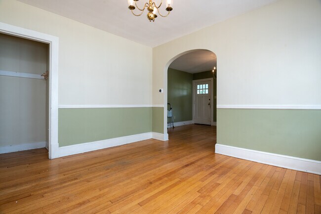 Foto del edificio - 931 N Edgewood St