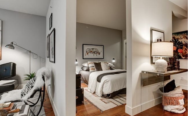 Building Photo - 2911 2nd Ave