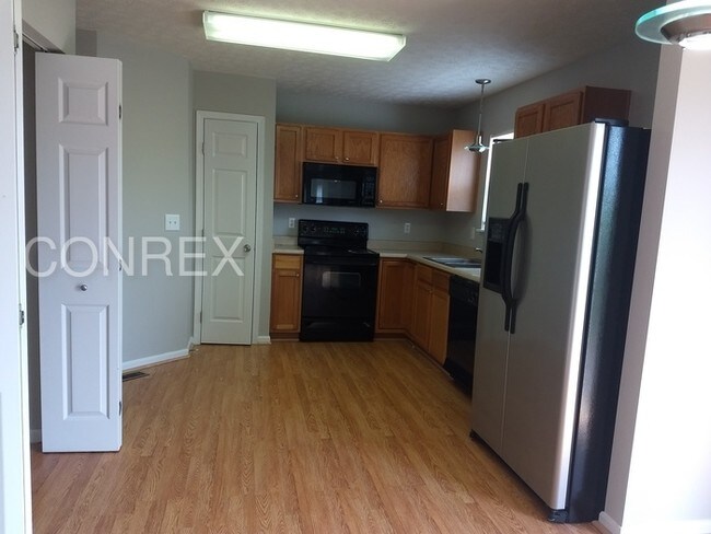 Building Photo - Lovely Francisville  home!!!