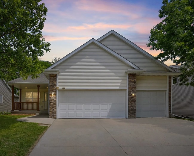 Foto del edificio - 4813 Sawyers Dr