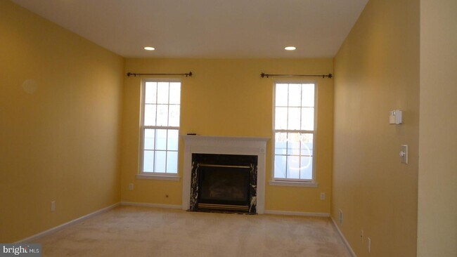 Foto del edificio - 107 Windsor Pond Rd