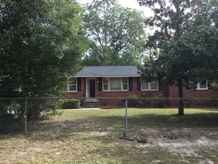 Primary Photo - 2150 Arrowhead Dr