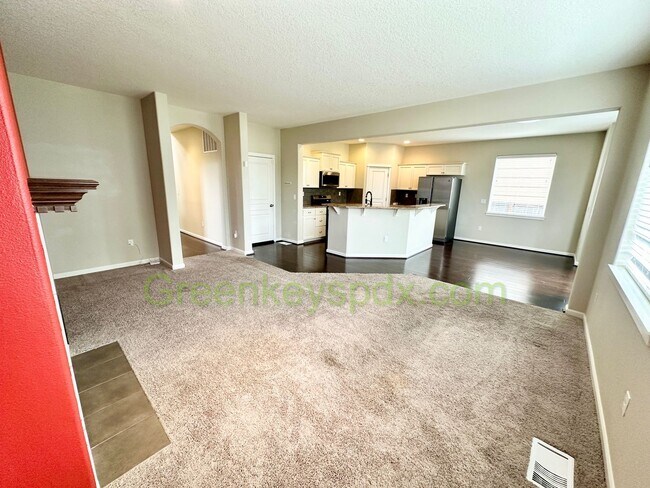 Foto del edificio - Gorgeous 3-Bedroom 2.5-Bathroom House with...