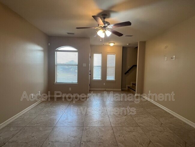 Foto del edificio - 2607 E Eisenhower Ave