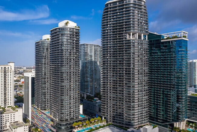 Building Photo - Brickell Heights