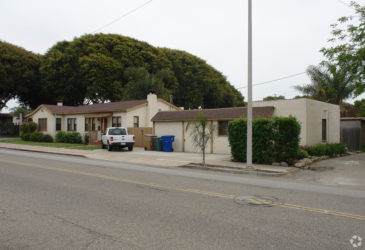 Building Photo - 2110-2118 E Ocean Ave