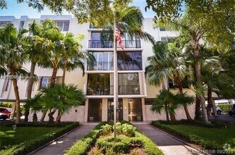 Building Photo - 250 Galen Dr