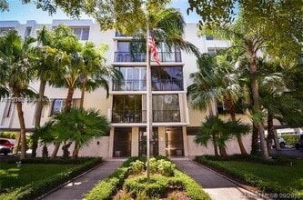 Building Photo - 250 Galen Dr