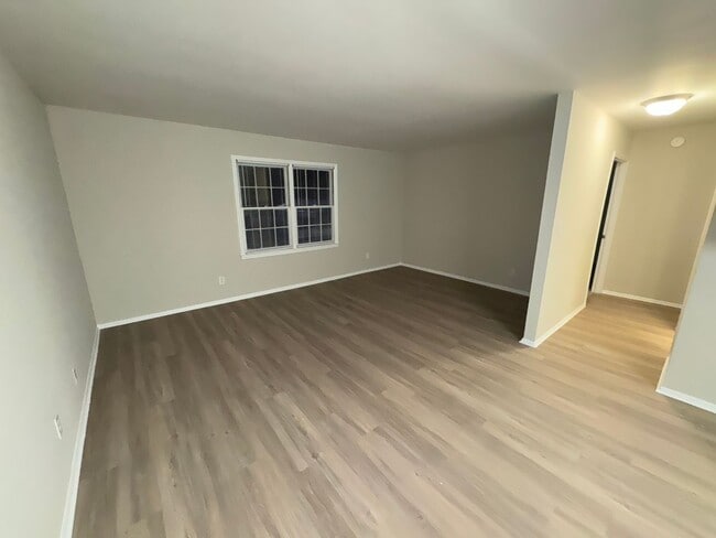 Foto del edificio - 2bed/1ba Apt off S Main Kannapolis close to Downtown Kannapolis & Hwy 73