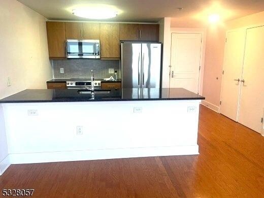 Foto del edificio - 88 Morgan St