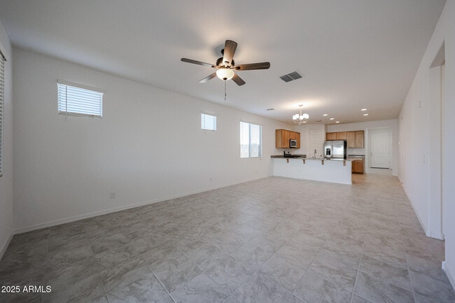 Building Photo - 8722 W Pasadena Ave