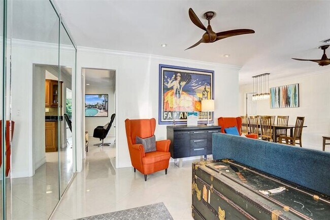 Foto del edificio - 2051 Coral Reef Dr