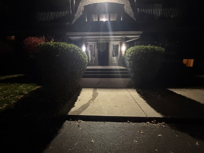 Photo - 154 E Bailey Rd Apartment