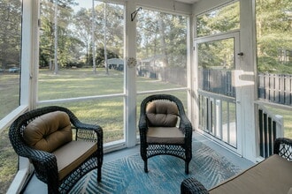 Building Photo - 507 Summerset Ln