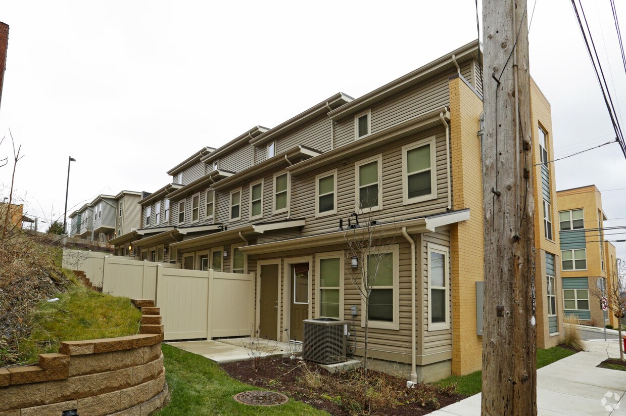 TREK Dinwiddie Street Housing Phase III - Dinwiddie Street Housing