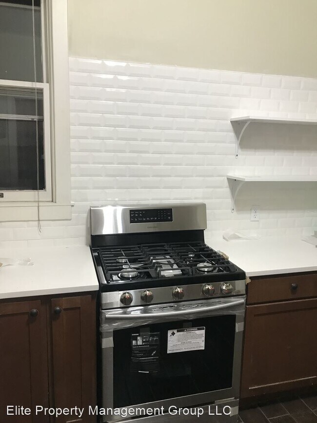 Foto del edificio - 5 br, 2 bath House - 3249 2nd Ave S
