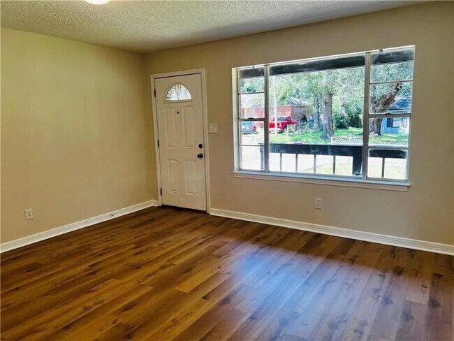 Building Photo - 2467 Karagan Dr