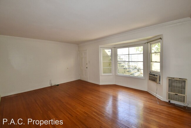 Building Photo - 1 br, 1 bath Apartment - 4224 Los Feliz Bo...