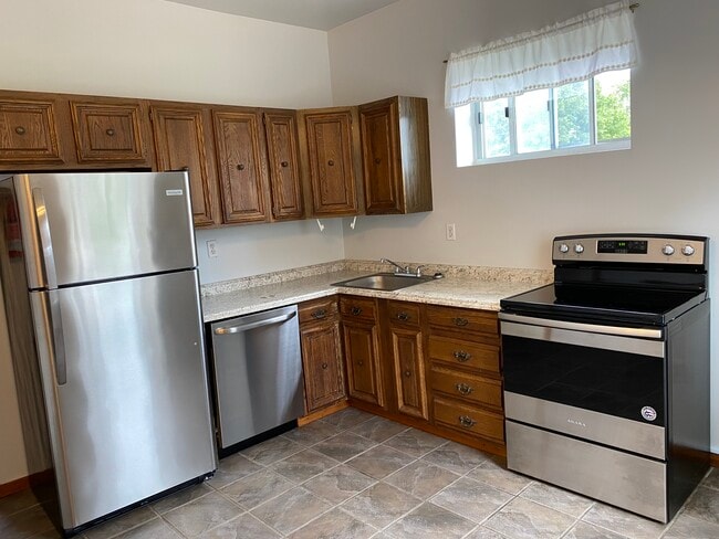 Building Photo - Monaca Triplex (1535 Indiana Ave)