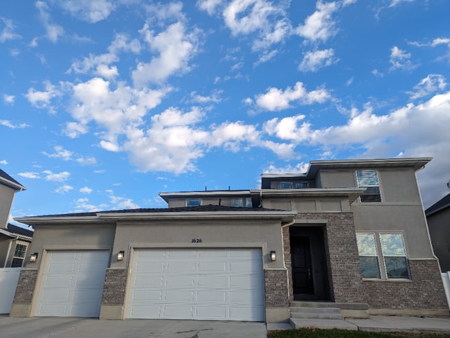 Building Photo - 1626 W Maple Shade Ln