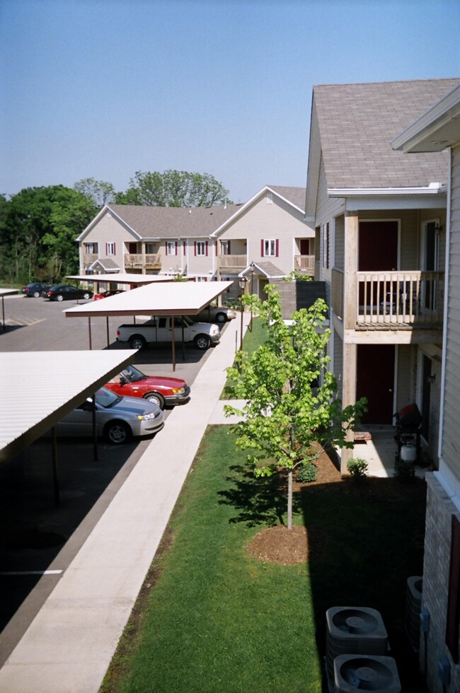 Foto del edificio - Whitmore Lake Apartments