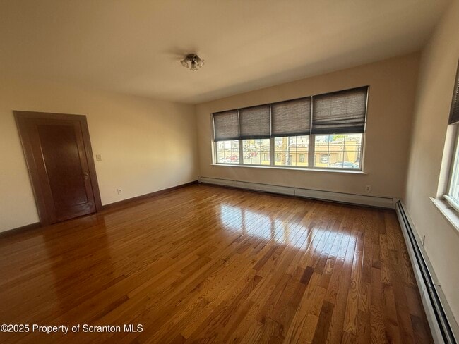 Building Photo - 486 Hazle St