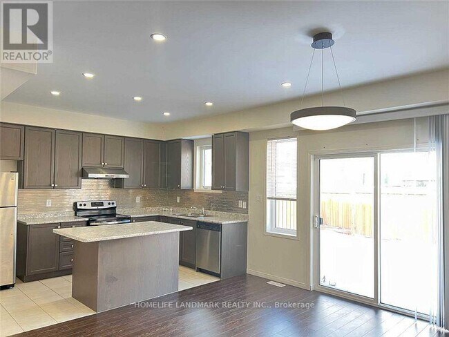 Photo du bâtiment - 45 Headon Ave