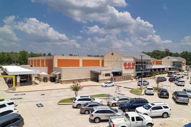 Kingwood's grocery stores contribute to the area's overall convenience.