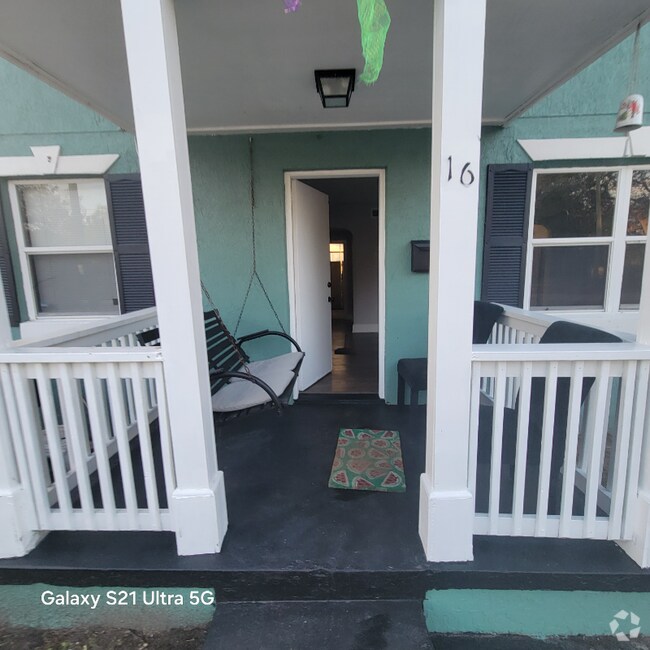 Building Photo - 16 N Primrose Dr