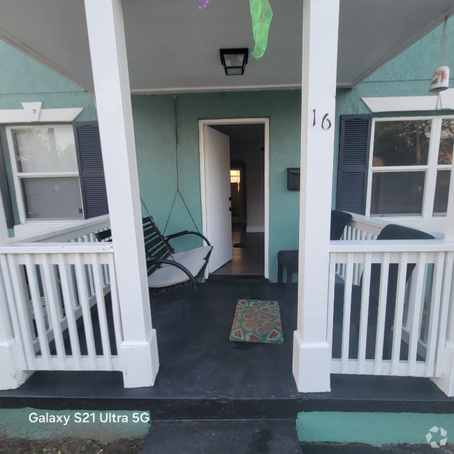 Building Photo - 16 N Primrose Dr